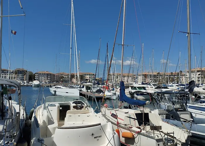 Port Fréjus, Terrasse, Wifi, Clim, à 5' *