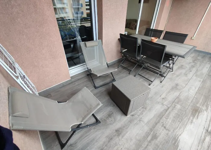 Port Fréjus, Terrasse, Wifi, Clim, à 5' Appartamento
